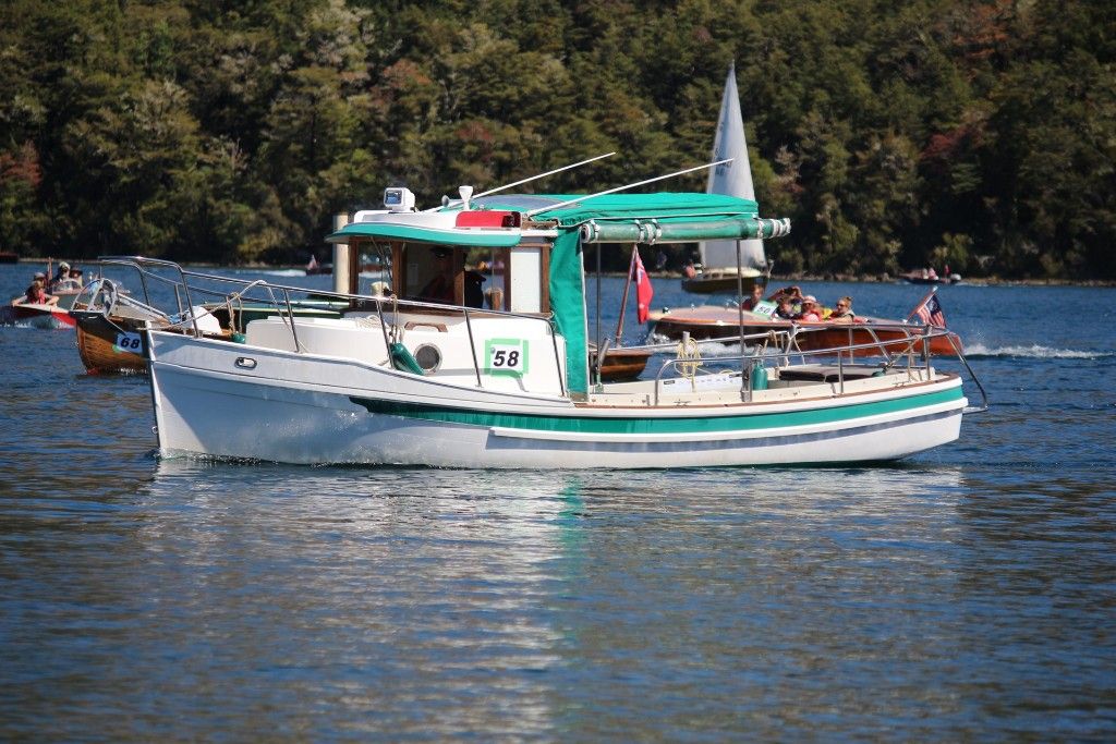 Ranger Tug R-21 Boat for Sale