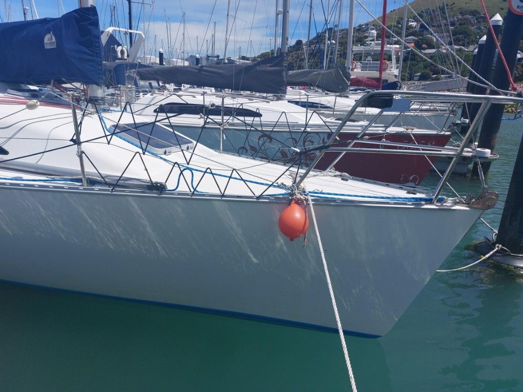 Young 88, 1993 Boat for Sale