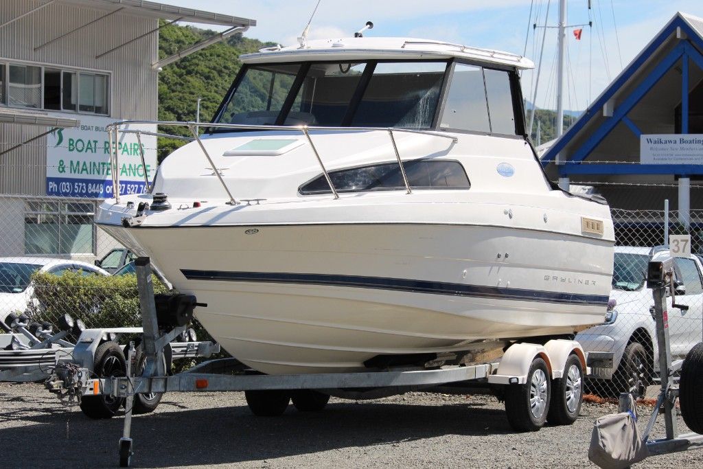 Bayliner Classic 222, 2004 Boat for Sale