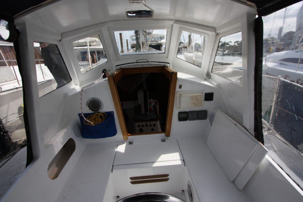 Roberts 36, 1982 Boat for Sale