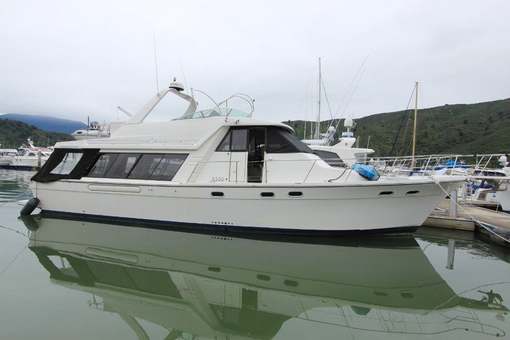 Bayliner 4788 Raised pilothouse, 1999 Boat for Sale