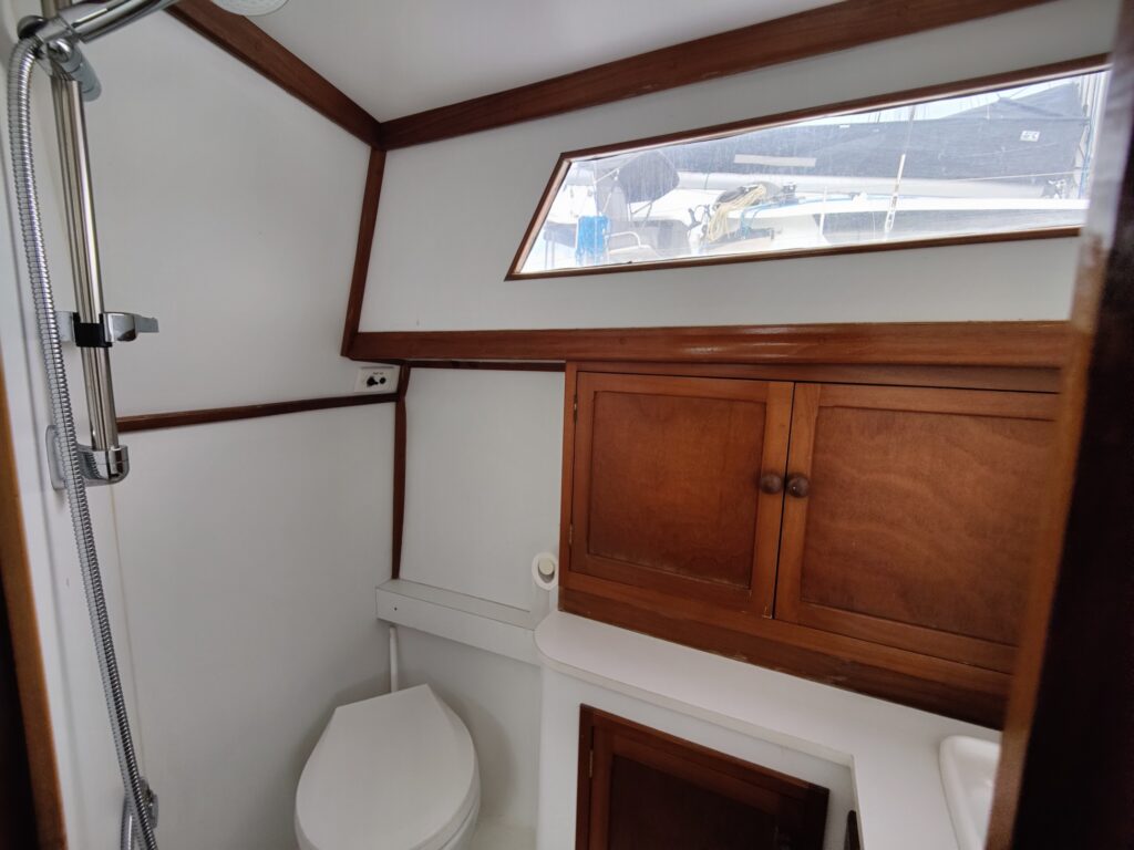 Salthouse 920 Sports Cruiser Boat for Sale