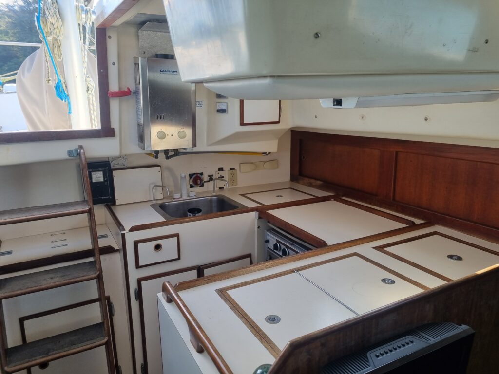 Pearson 365 Ketch: An ideal fast cruising yacht Boat for Sale