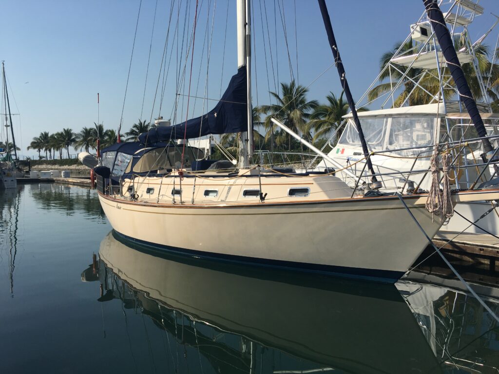 Island Packet 40 – Neat and Capable Cruiser Boat for Sale