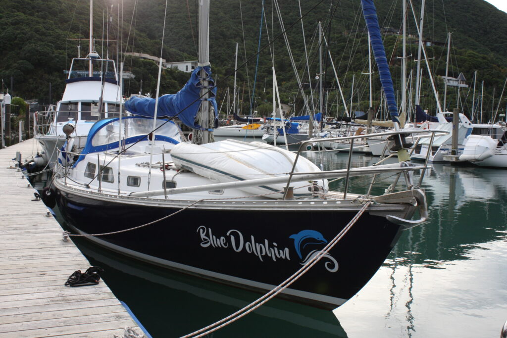 “Blue Dolphin” Cavalier 39 Mk 1 Boat for Sale