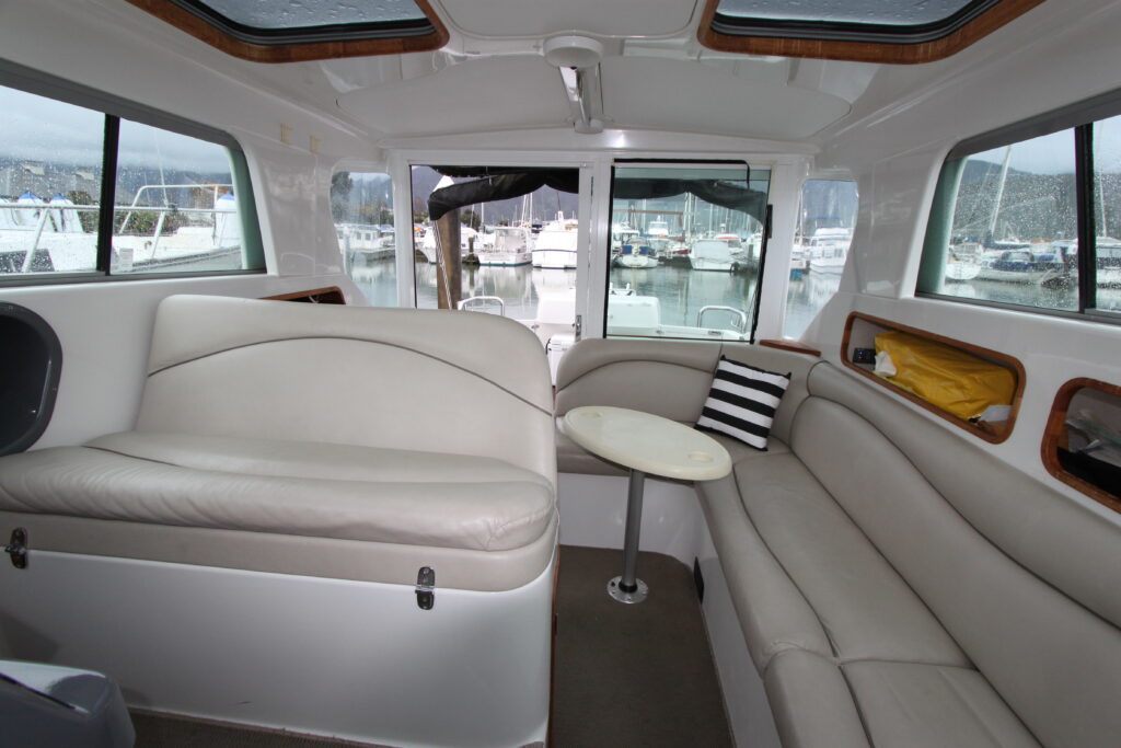 2006 Rayglass Legend 4000 Boat for Sale