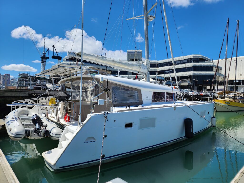 Lagoon 400 S2 Boat for Sale