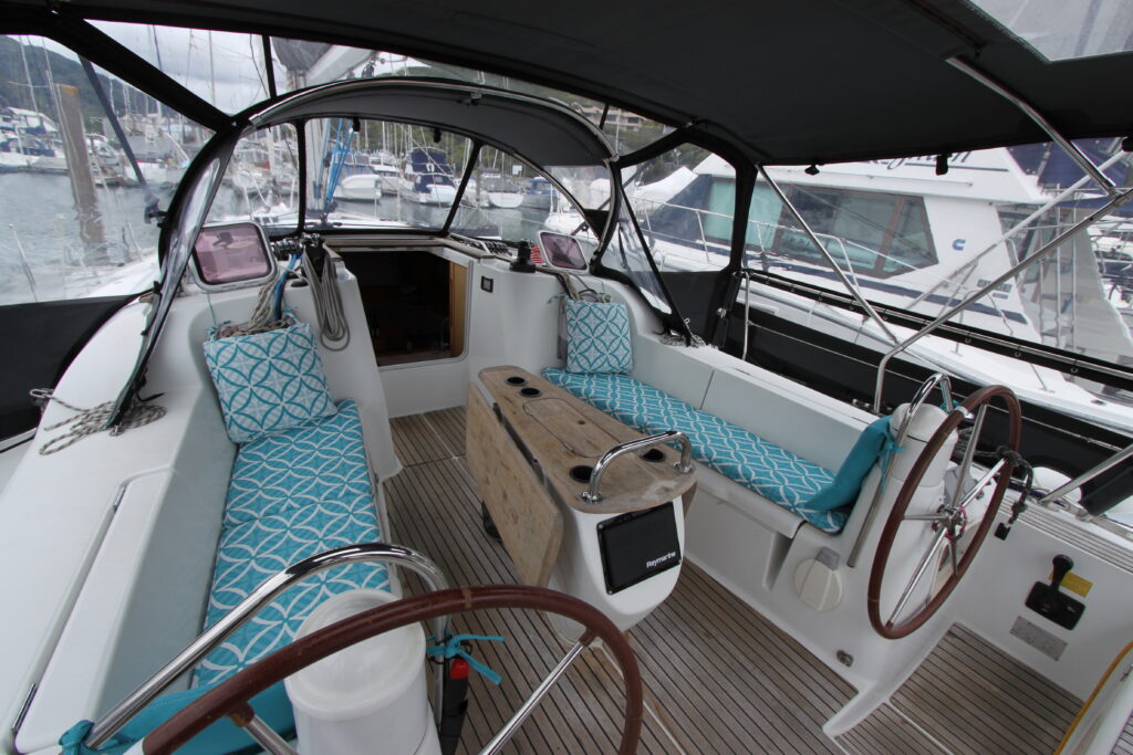 2009 Jeanneau Sun Odyssey 42i Boat for Sale