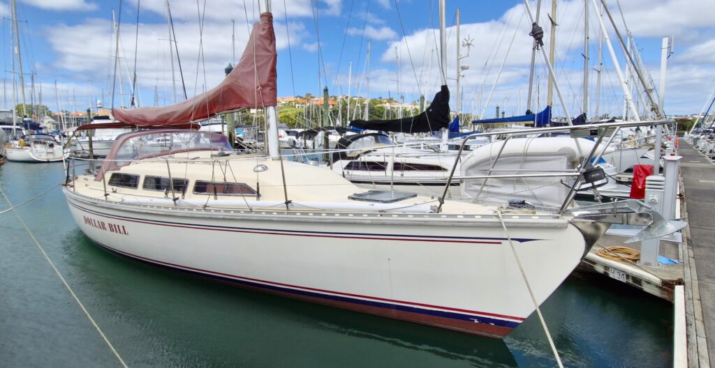Lotus 10.6 – Well Presented Boat for Sale