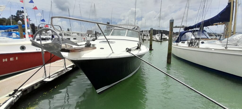 Riviera 28 Sport Fisher: A comfortable smooth ride Boat for Sale